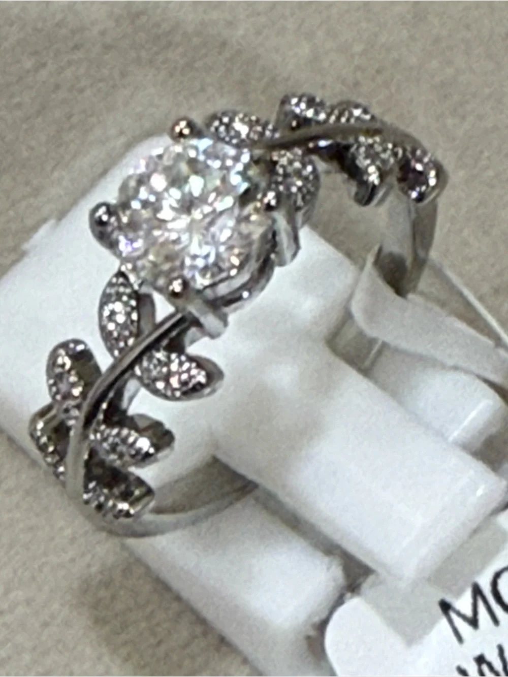 Moissanite Solitaire Leaf Accent Ring in Silver - Size 7